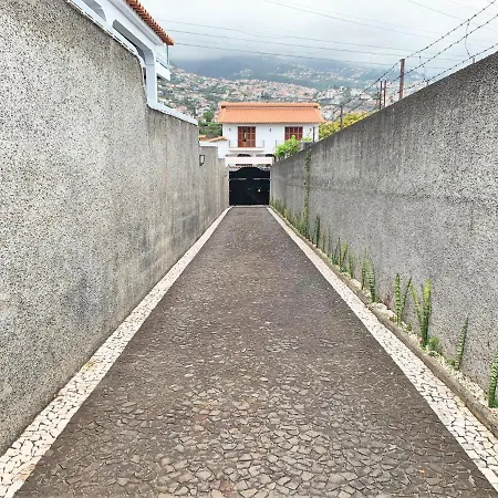Charming Madeiran House In Funchal Сasa de vacaciones Funchal (Madeira)