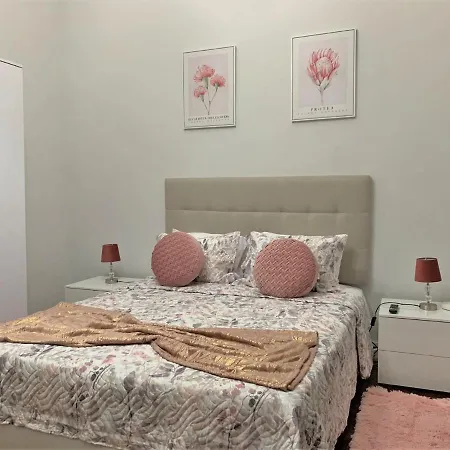 Charming Madeiran House In Funchal *