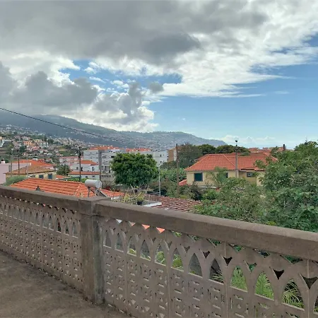 Charming Madeiran House In Funchal *