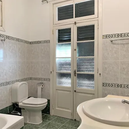 Charming Madeiran House In Funchal *